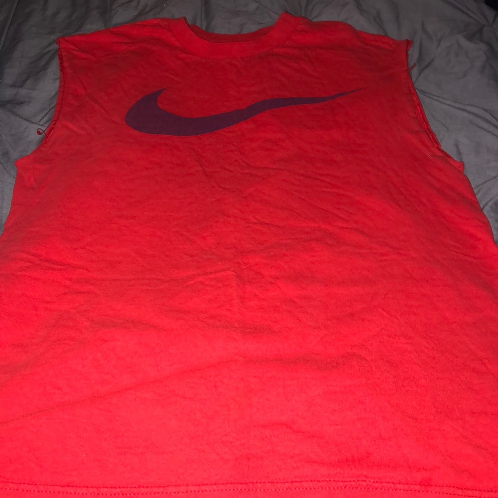 Nike short sleeve shirt